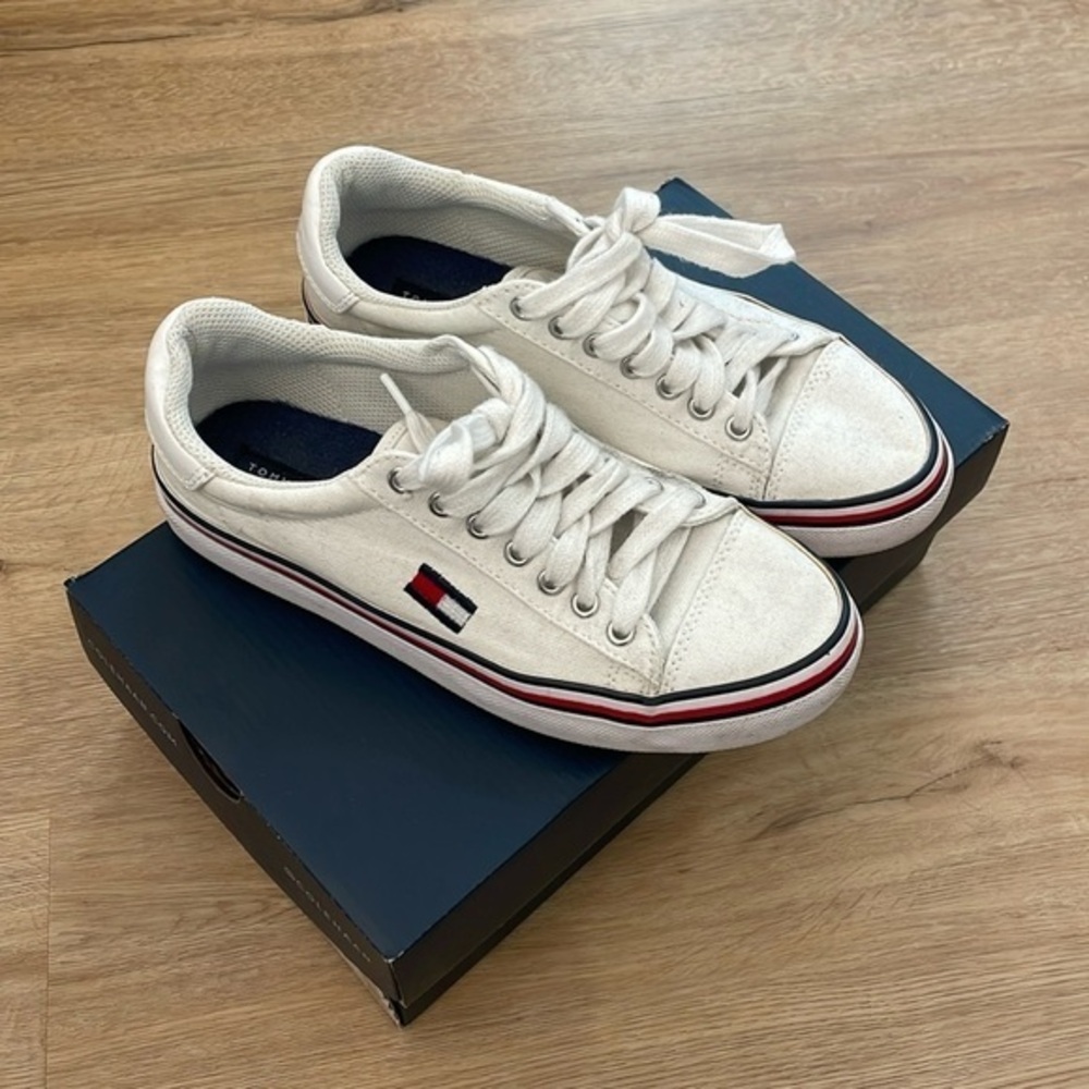 Tommy Hilfiger Shoes
